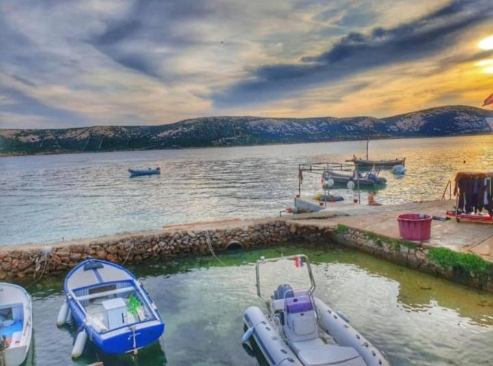 Apartmanibeta Stara Novalja Exteriér fotografie