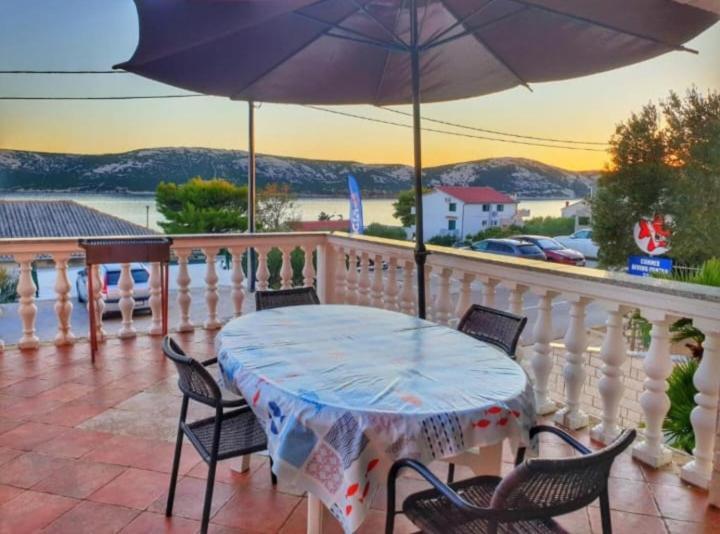 Apartmanibeta Stara Novalja Exteriér fotografie